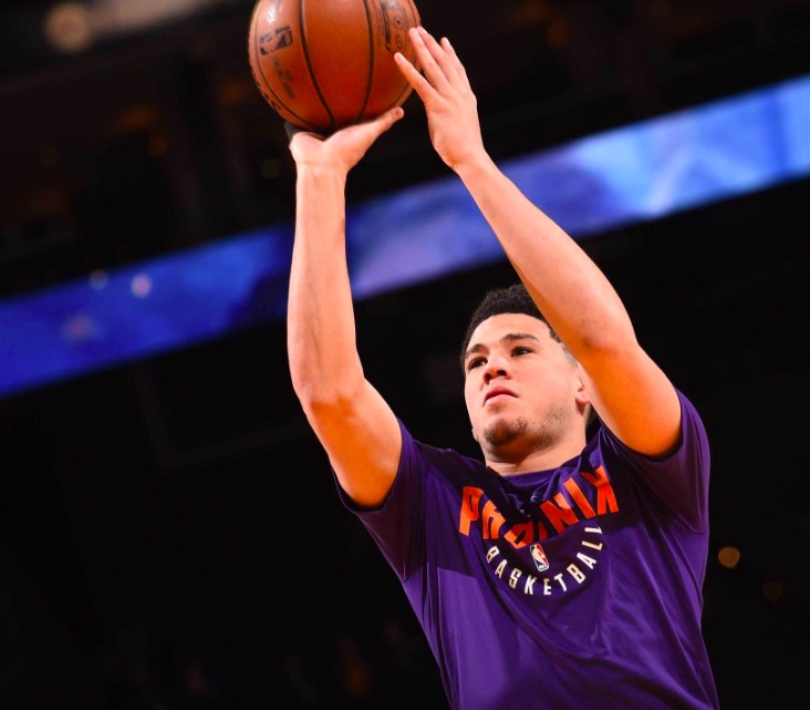 包含离谱！罗马赛前止住颓势赛前菲尼克斯太阳调整名单以备NBA季后赛，布鲁克林篮网关键时刻单刀错失的词条